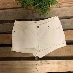 NWOT BDG URBAN OUTFITERS ALEXA DENIM WHITE SHORTS